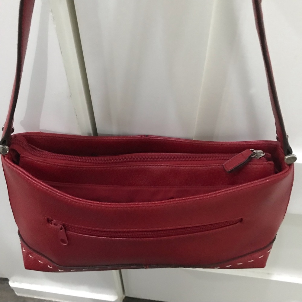 Vinolo Red handbag Sling Style Small - Picture 6 of 15
